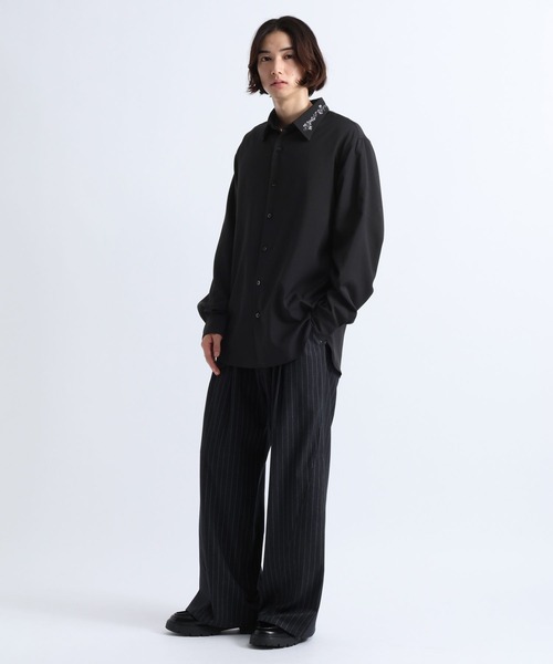 RAGEBLUE（レイジブルー）の「FLOWER EMBROIDERED COLLAR SHIRTS/襟フラワー刺繍シャツ（シャツ/ブラウス・メンズ・ホワイト/ブラック/グレー・MEDIUM/LARGE）」の5枚目の写真
