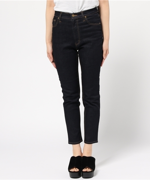 Kastane（カスタネ）の「ハイウエストデニムパンツ（デニムパンツ・レディース・ネイビー・1/2）」の2枚目の写真