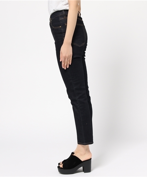 Kastane（カスタネ）の「ハイウエストデニムパンツ（デニムパンツ・レディース・ネイビー・1/2）」の3枚目の写真