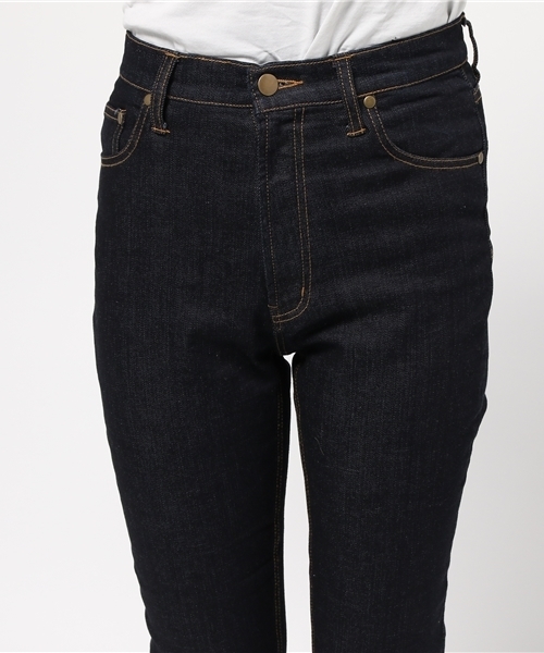 Kastane（カスタネ）の「ハイウエストデニムパンツ（デニムパンツ・レディース・ネイビー・1/2）」の5枚目の写真