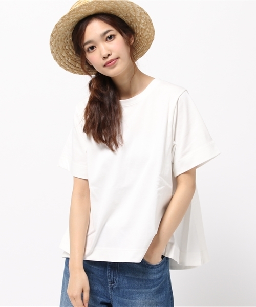 Ray BEAMS（レイビームス）の「▼【Ray BEAMS / バックフレア クルーネック Tシャツ】（Tシャツ/カットソー・レディース・オフホワイト/ブラック/その他1・ONE SIZE）」の2枚目の写真