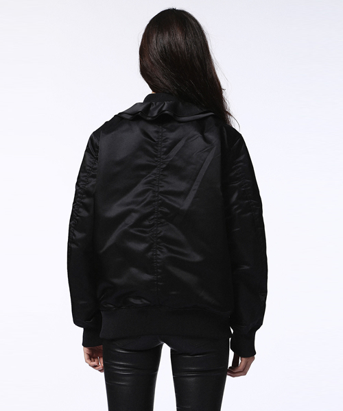 DIESEL(ディーゼル)の「00SVJE0TANV(ブルゾン・レディース・カーキオリーブ/ブラック/バーガンディー・SMALL/XX-SMALL/X-SMALL/MEDIUM/LARGE)」の17枚目の写真