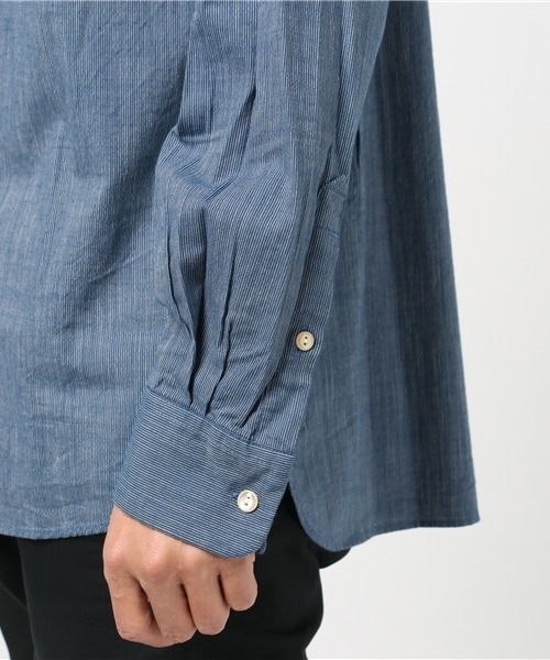 WORK NOT WORK URBAN RESEARCH（ワークノットワークアーバンリサーチ）の「WORK NOT WORK INDIGO STRIPE GRANDAD SH（シャツ/ブラウス・メンズ・インディゴブルー/ブラック・LARGE/SMALL/MEDIUM）」の8枚目の写真
