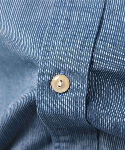 WORK NOT WORK URBAN RESEARCH（ワークノットワークアーバンリサーチ）の「WORK NOT WORK INDIGO STRIPE GRANDAD SH（シャツ/ブラウス・メンズ・インディゴブルー/ブラック・LARGE/SMALL/MEDIUM）」の4枚目の写真