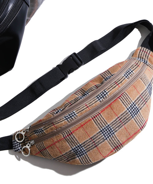 WEGO(ウィゴー)の「WEGO/ダブルZIPリングウエストバッグ(ボディバッグ/ウエストポーチ・レディース・ブラック/シルバー/その他1・FREE)」の16枚目の写真