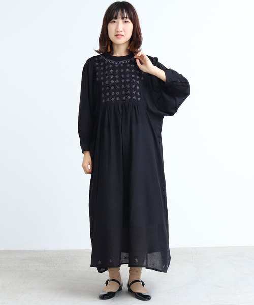 Par Ici パーリッシィ の コットンモス ハンド刺繍ワンピース ワンピース Wear