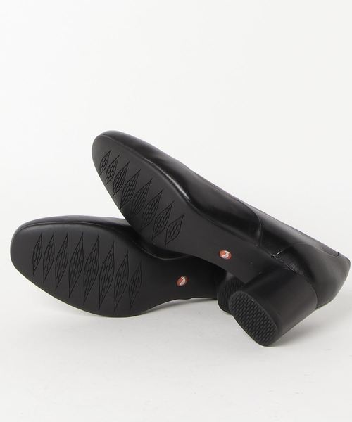 Clarks（クラークス）の「Un Cosmo Step / アンコスモステップ (ブラックレザー)（パンプス・レディース・ブラック・3.5/4/6/3/5/5.5/4.5）」の3枚目の写真