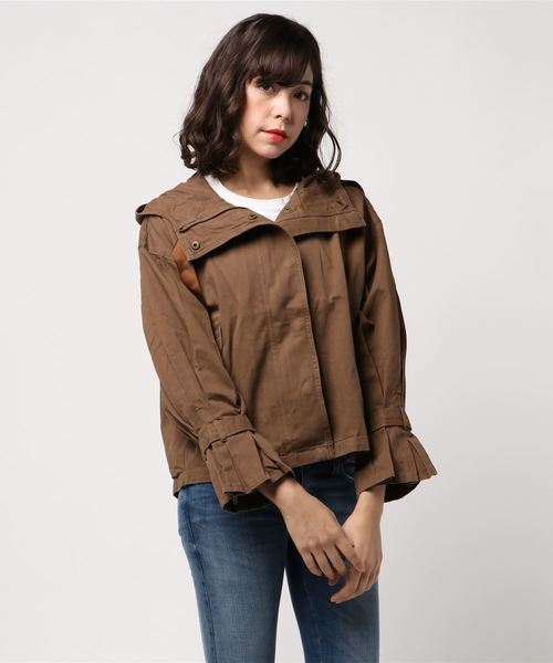 STYLEBLOCK（スタイルブロック）の「コットンフリルスリーブミリタリージャケット（モッズコート・レディース・ベージュ/ブラウン/カーキ/ブラック・M）」の3枚目の写真