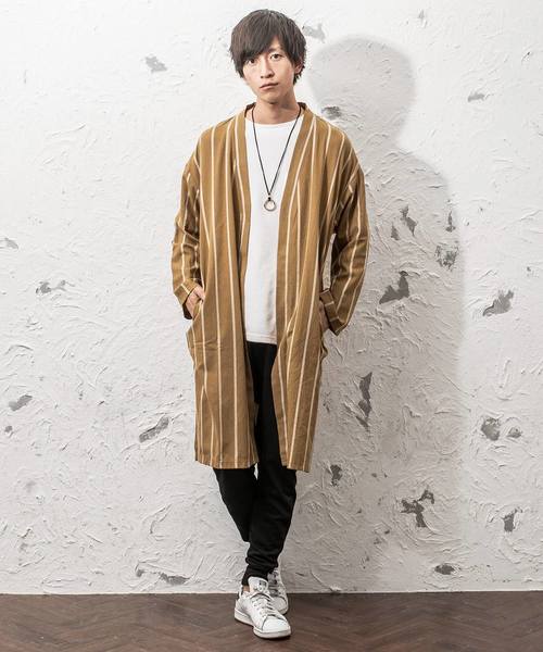 MinoriTY（マイノリティ）の「ビッグシルエットストライプノーカラーガウン ロングカーディガン（その他アウター・メンズ・モカ/ベージュ/ブラック・M/L）」の6枚目の写真