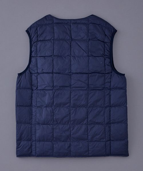 TAION（タイオン）の「TAION V NECK BUTTON DOWN VEST (TAION-001)（ダウンベスト・メンズ・ブラック/ネイビー/グレー・SMALL/MEDIUM/LARGE/X-LARGE/XX-LARGE）」の7枚目の写真