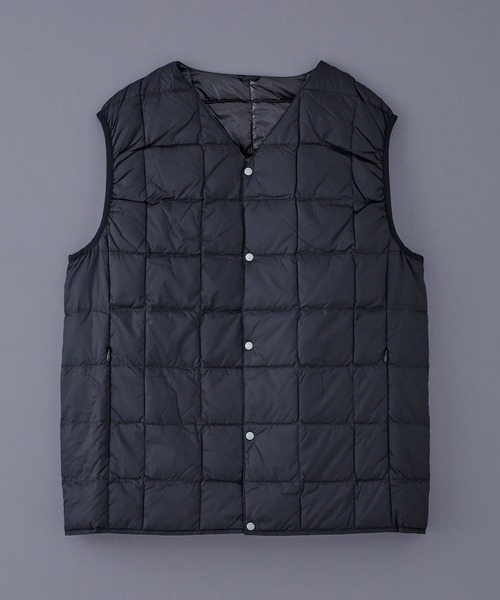 TAION（タイオン）の「TAION V NECK BUTTON DOWN VEST (TAION-001)（ダウンベスト・メンズ・ブラック/ネイビー/グレー・SMALL/MEDIUM/LARGE/X-LARGE/XX-LARGE）」の16枚目の写真