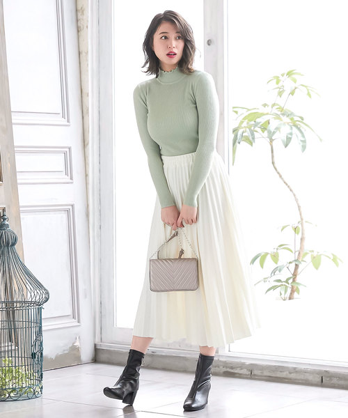 KOBE LETTUCE（コウベレタス）の「フェイクウールミディアム丈フレアプリーツスカート（スカート・レディース・ブラック/パープル/グレー/イエロー/アイボリー/ベージュ/モスグリーン・FREE）」の20枚目の写真