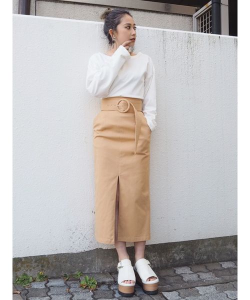 MURUA（ムルーア）の「ベーシックルーズロンT（Tシャツ/カットソー・レディース・ホワイト/ブラック/その他1・FREE）」の6枚目の写真