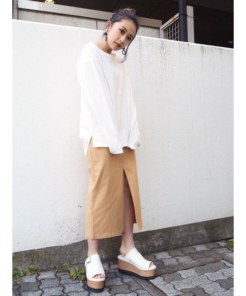 MURUA（ムルーア）の「ベーシックルーズロンT（Tシャツ/カットソー・レディース・ホワイト/ブラック/その他1・FREE）」の14枚目の写真