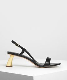 CHARLES & KEITH | スカルプチャーヒール サンダル / Sculptural Heel Strappy Sandals(サンダル)