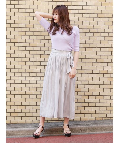 dazzlin（ダズリン）の「プリーツロングスカート（スカート・レディース・アイボリー/ブルー/ネイビー/ブラウン/ベージュ・FREE）」の20枚目の写真