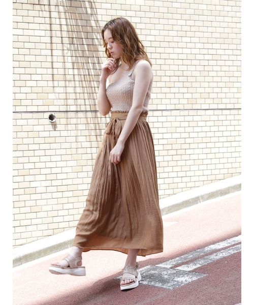 dazzlin（ダズリン）の「プリーツロングスカート（スカート・レディース・アイボリー/ブルー/ネイビー/ブラウン/ベージュ・FREE）」の16枚目の写真