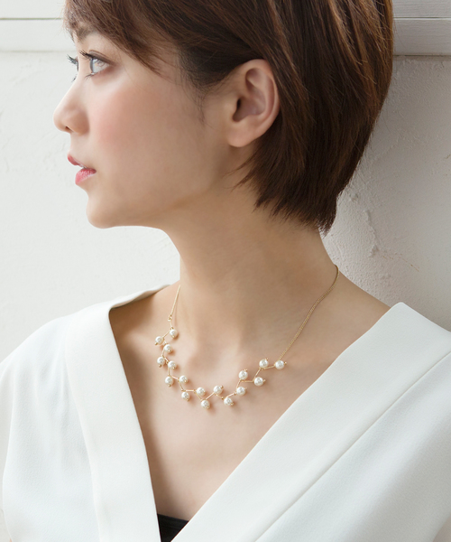 colleca la（コレカラ）の「バランスパールネックレス（ネックレス・レディース・シルバー/ゴールド・ﾌﾘ-）」の2枚目の写真