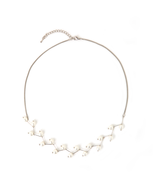 colleca la（コレカラ）の「バランスパールネックレス（ネックレス・レディース・シルバー/ゴールド・ﾌﾘ-）」の5枚目の写真