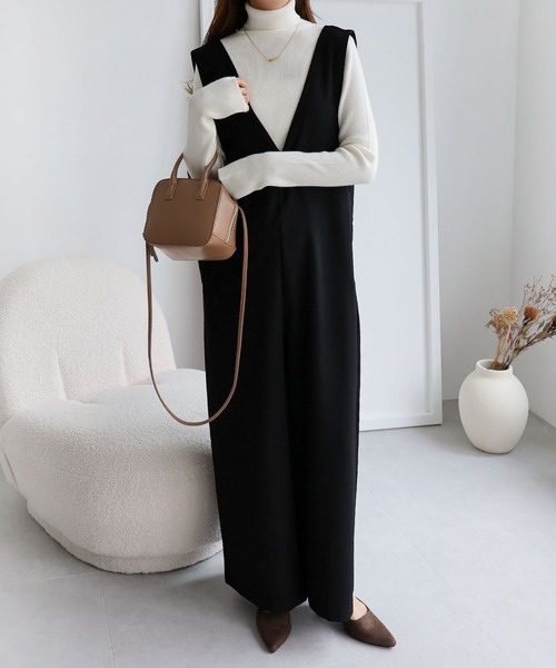 andme(アンドミー)の「とろみ素材バックリボンサロペット(サロペット/オーバーオール・レディース・ブラック/ベージュ/ネイビー/カーキ/グレー系その他/グリーン/モカ/アイボリー・M/L/S)」の21枚目の写真