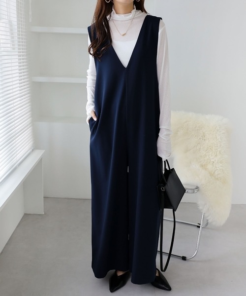 andme(アンドミー)の「とろみ素材バックリボンサロペット(サロペット/オーバーオール・レディース・ブラック/ベージュ/ネイビー/カーキ/グレー系その他/グリーン/モカ/アイボリー・M/L/S)」の19枚目の写真