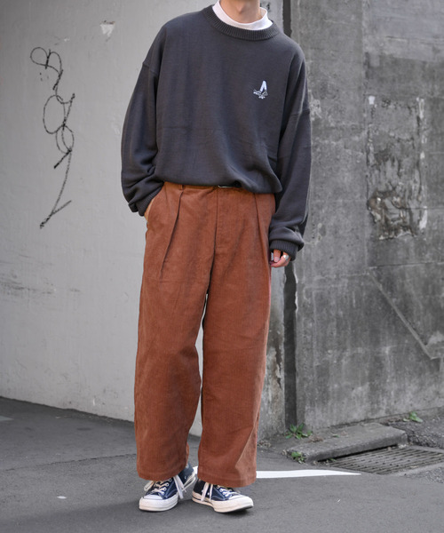 kutir（クティール）の「スケボー刺繍ニット（ニット/セーター・メンズ・チャコールグレー/ベージュ/キャメル・MEDIUM/LARGE）」の4枚目の写真