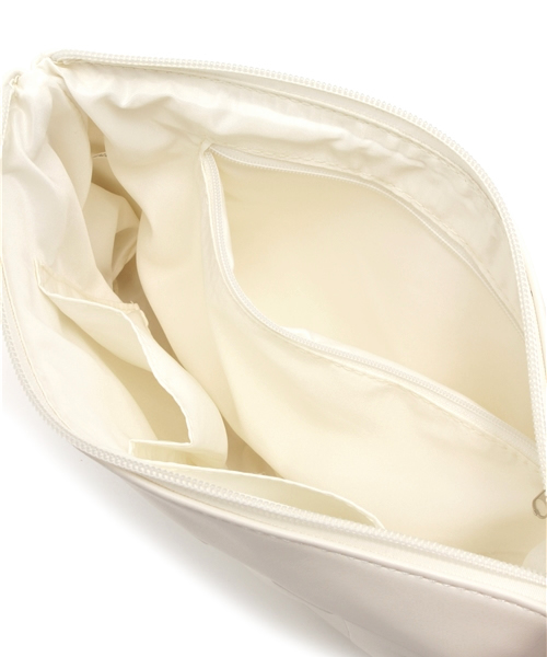 WEGO(ウィゴー)の「WEGO/エンボスクラッチバッグ(クラッチバッグ・レディース・ホワイト/ブラック・FREE)」の3枚目の写真