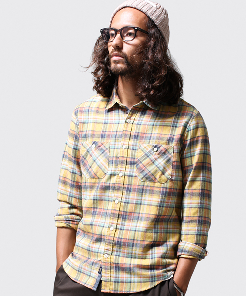 NANO universe(ナノユニバース)の「ヴィンテージライクチェックSH(シャツ/ブラウス・メンズ・ブラック/エメラルド/ネイビー/パープル/イエロー/レッド・LARGE/SMALL/MEDIUM/X-LARGE)」の1枚目の写真