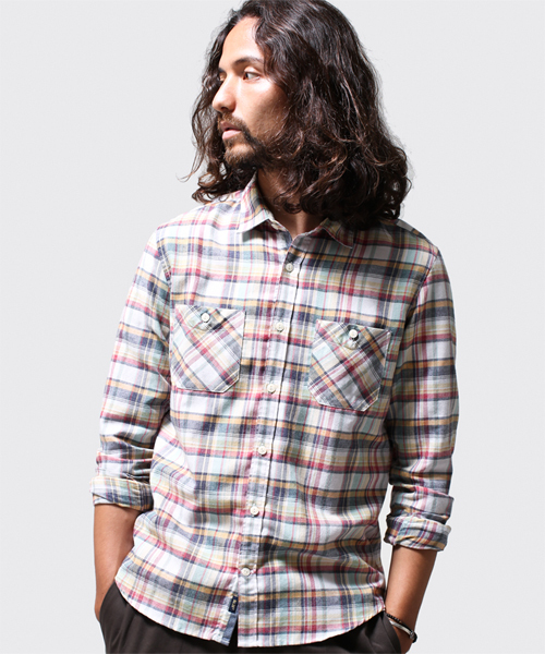 NANO universe(ナノユニバース)の「ヴィンテージライクチェックSH(シャツ/ブラウス・メンズ・ブラック/エメラルド/ネイビー/パープル/イエロー/レッド・LARGE/SMALL/MEDIUM/X-LARGE)」の11枚目の写真