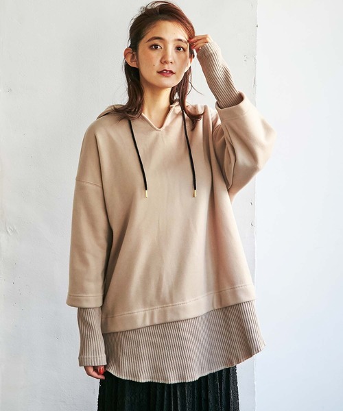 GeeRA(ジーラ)の「レイヤード風スウェットパーカー(パーカー・レディース・ブラック/ブルー/ベージュ・X-LARGE/MEDIUM/LARGE)」の1枚目の写真