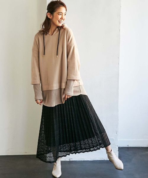 GeeRA(ジーラ)の「レイヤード風スウェットパーカー(パーカー・レディース・ブラック/ブルー/ベージュ・X-LARGE/MEDIUM/LARGE)」の11枚目の写真