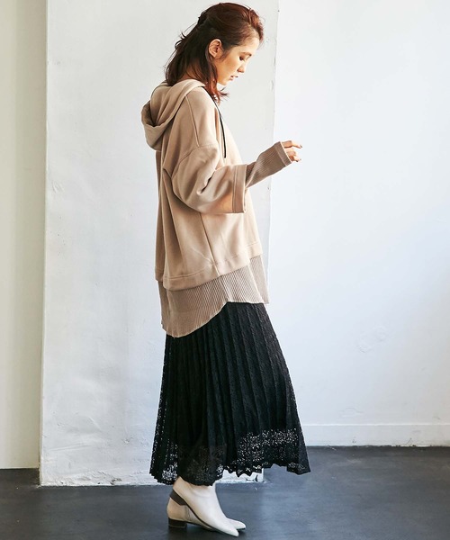 GeeRA(ジーラ)の「レイヤード風スウェットパーカー(パーカー・レディース・ブラック/ブルー/ベージュ・X-LARGE/MEDIUM/LARGE)」の13枚目の写真