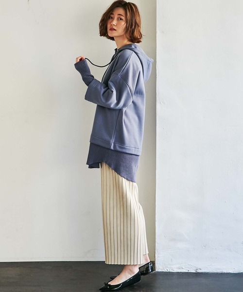 GeeRA(ジーラ)の「レイヤード風スウェットパーカー(パーカー・レディース・ブラック/ブルー/ベージュ・X-LARGE/MEDIUM/LARGE)」の19枚目の写真