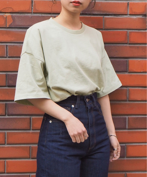 tiptop（ティップトップ）の「綿100％BIG半袖Tシャツ（Tシャツ/カットソー・レディース・ブルー/スミクロ/スモークピンク/オフホワイト/ライトグリーン/A/オレンジ/グリーン/パープル/ライトブルー/B/D・FREE）」の5枚目の写真