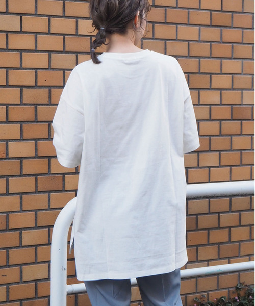 tiptop（ティップトップ）の「綿100％BIG半袖Tシャツ（Tシャツ/カットソー・レディース・ブルー/スミクロ/スモークピンク/オフホワイト/ライトグリーン/A/オレンジ/グリーン/パープル/ライトブルー/B/D・FREE）」の13枚目の写真