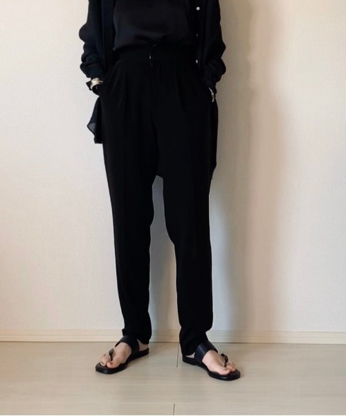 LHELBIE(レルビエ)の「【tomoka×LHELBIEコラボ】ハイウエストソフトテーパードパンツ WEB限定(その他パンツ・レディース・オフホワイト/イエロー/グリーン/ブラック・M)」の15枚目の写真