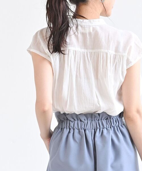 rps(アールピーエス)の「コットンボイルフレンチスリーブブラウス(シャツ/ブラウス・レディース・カーキ/オフホワイト/ストライプ/チェック/ベージュ/ブラック/ブラック系その他2/ホワイト系その他2/ブラック系その他3・M)」の16枚目の写真