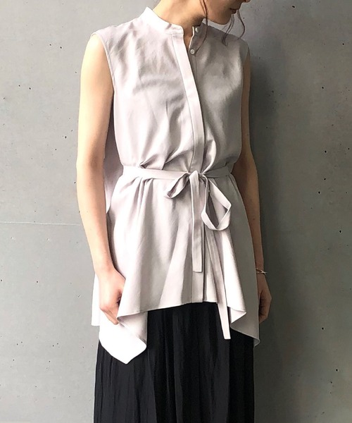 1er Arrondissement（プルミエアロンディスモン）の「フレアシャツ（シャツ/ブラウス・レディース・ブラック/グレイッシュベージュ・38/36）」の2枚目の写真