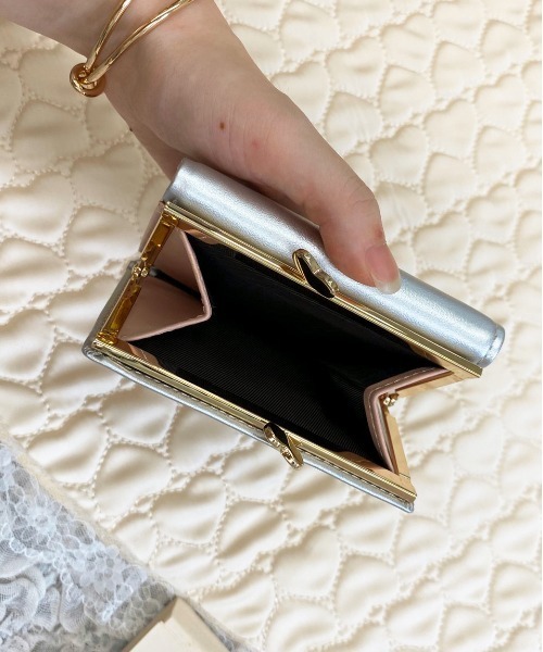 apres jour(アプレジュール)の「【apres jour×ARIAZ】パール付きミニウォレット(財布・レディース・ブラック/ライトブルー/シルバー/ライトピンク・FREE)」の6枚目の写真