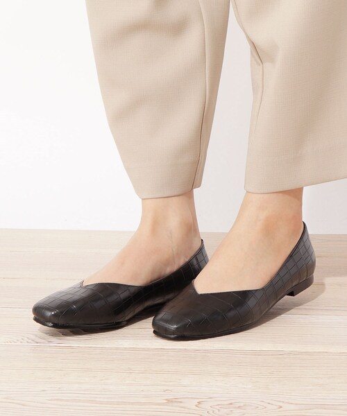 grove(グローブ)の「【22.0~25.0まで】やわここちVカットスクエアパンプス(パンプス・レディース・ベージュ系その他6/ガンメタ/ブラック系3/ブラウン系4・25/50/20/45/40/35/30)」の13枚目の写真