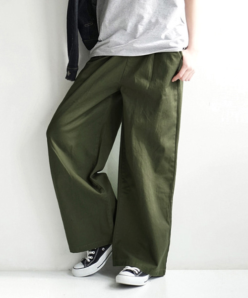 zootie（ズーティー）の「コットンツイル ハイウエストタックワイドパンツ（その他パンツ・レディース・ブラック/キャメル/オフホワイト/カーキ/グレイッシュベージュ/ホワイト/ベージュ/カーキオリーブ/ブラック系その他・M/L）」の7枚目の写真