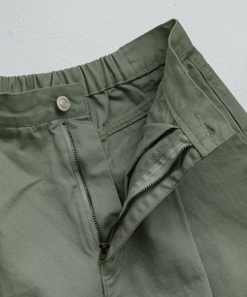 zootie（ズーティー）の「コットンツイル ハイウエストタックワイドパンツ（その他パンツ・レディース・ブラック/キャメル/オフホワイト/カーキ/グレイッシュベージュ/ホワイト/ベージュ/カーキオリーブ/ブラック系その他・M/L）」の20枚目の写真