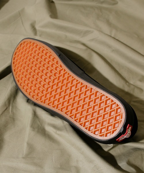 VANS（バンズ）の「VANS ヴァンズ / AUTHENTIC (PIG SUEDE