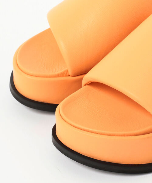 Ray BEAMS(レイビームス)の「GIULIA TADDEUCCI / プラットフォーム サンダル(サンダル・レディース・ブラック/ベージュ・38/39/36/37)」の12枚目の写真