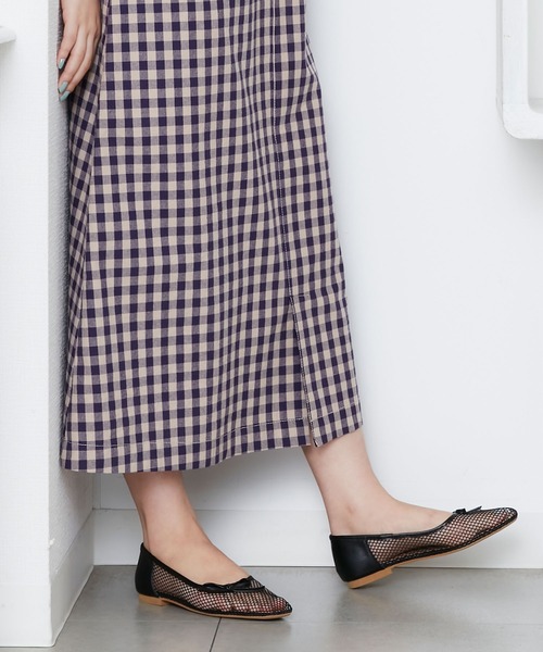 POU DOU DOU（プードゥドゥ）の「リボンメッシュフラットシューズ（パンプス・レディース・ブラック/ベージュ・4/3）」の2枚目の写真