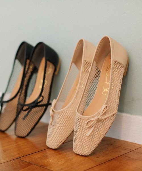 POU DOU DOU（プードゥドゥ）の「リボンメッシュフラットシューズ（パンプス・レディース・ブラック/ベージュ・4/3）」の19枚目の写真