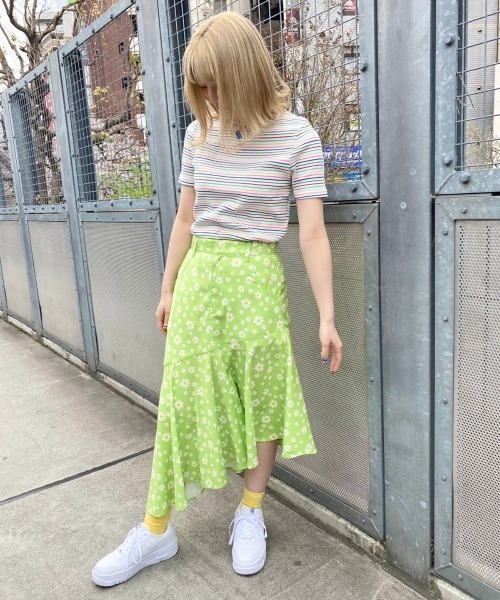 Candy Stripper（キャンディストリッパー）の「FUNNY BORDER RIB トップス（Tシャツ/カットソー・レディース・オフホワイト/ブラック/グレー・2）」の18枚目の写真