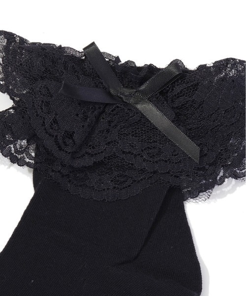 SPINNS（スピンズ）の「フリルリボンレースソックス（ソックス/靴下・レディース・ホワイト×ブラック/ホワイト×ホワイト/ブラック×ブラック・ONESIZE）」の5枚目の写真