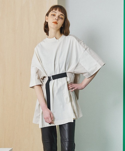 UNITED TOKYO（ユナイテッドトウキョウ）の「アシメネックビックTシャツ（Tシャツ/カットソー・レディース・ホワイト/ブラック/カーキ/オフホワイト・0/FREE）」の6枚目の写真