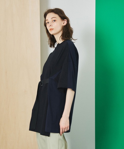 UNITED TOKYO（ユナイテッドトウキョウ）の「アシメネックビックTシャツ（Tシャツ/カットソー・レディース・ホワイト/ブラック/カーキ/オフホワイト・0/FREE）」の16枚目の写真